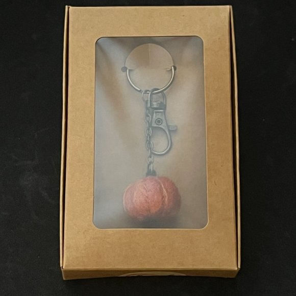 Pumpkin Keychain - Handmade Needle-Felted from 100% Wool - Picture 10 of 10